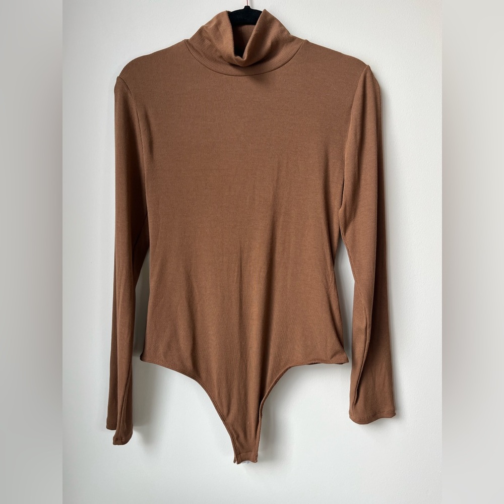 Gianni Bini Mock turtleneck bodysuit, NWT